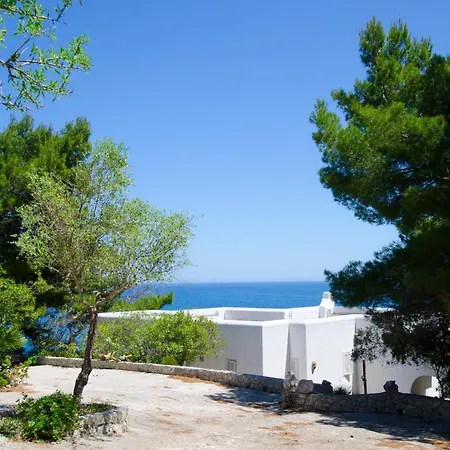 Wowhomes Seafront Villas Castro Casa vacanze